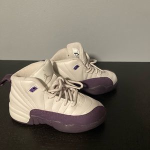 Gently used Jordan 12 Desert Sand Size 11c “no box”